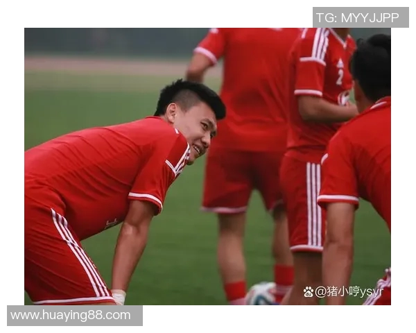 中国男足球明星风采展示球场上的英俊与激情尽显无遗 中国男足球明星风采展示球场上的英俊与激情尽显无遗